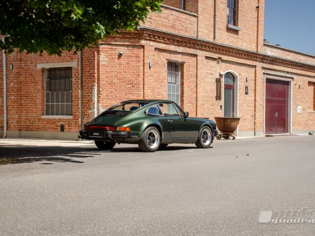 Porsche 911 Carrera 3.0