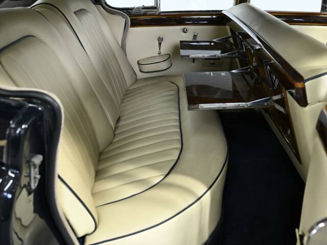 Jaguar Mk VIII