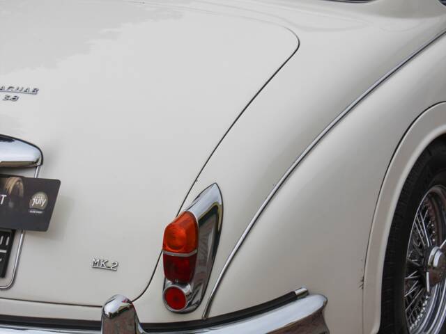 Jaguar Mk II 3.8