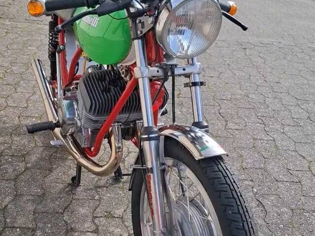 Benelli 250 2C