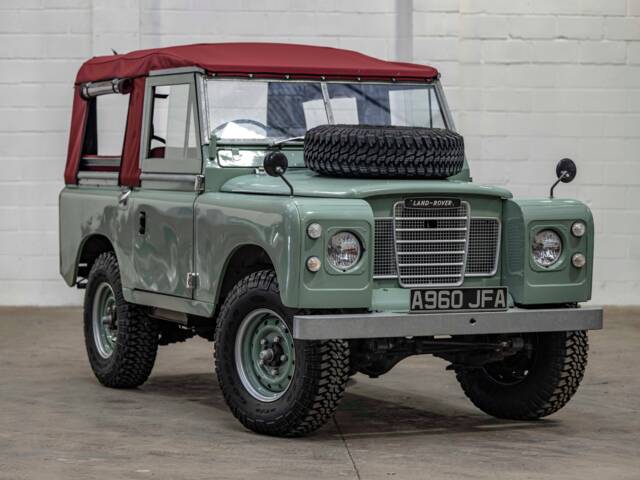 Image 1/9 of Land Rover 88 (1984)