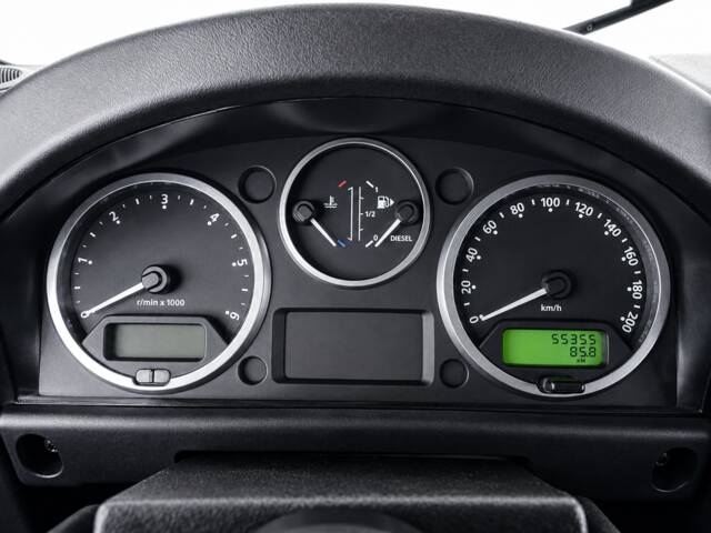 Land Rover Defender 90