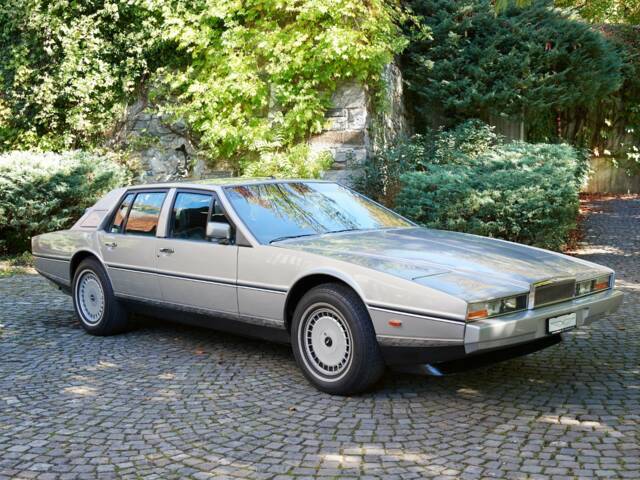Aston Martin Lagonda