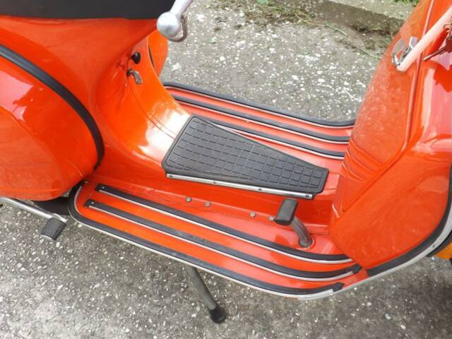 Piaggio Vespa P 200 E