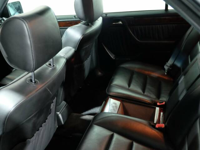 Mercedes-Benz E 500