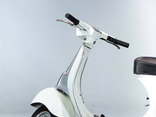 Piaggio Vespa 50 Special