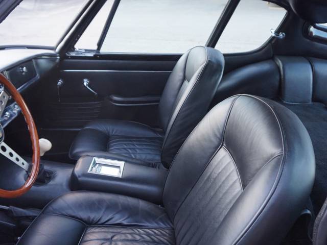 Maserati Mistral 3700