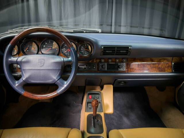 Porsche 911 Carrera