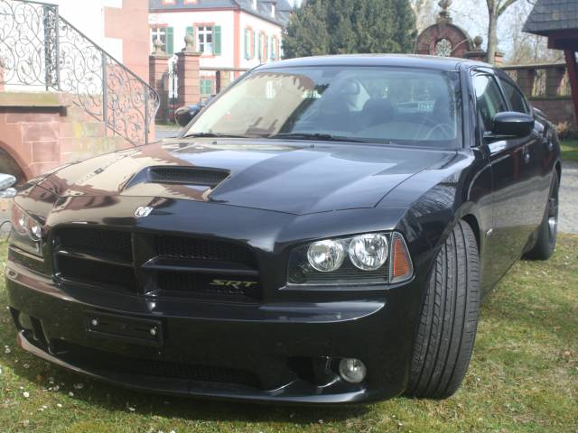 Dodge Charger SRT8