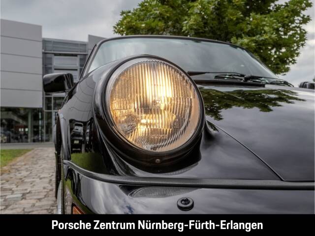 Porsche 911 Carrera 4
