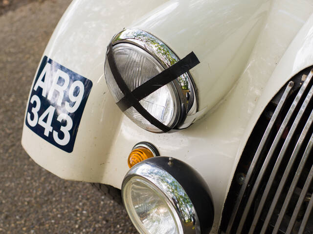 Morgan Plus 4