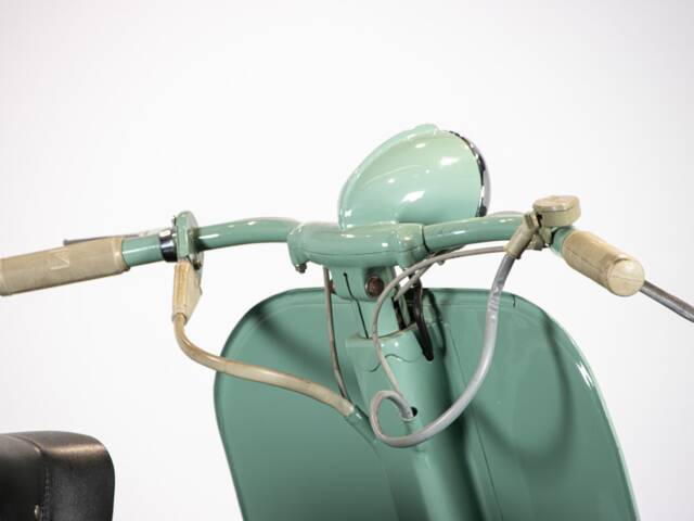 Piaggio Vespa 125
