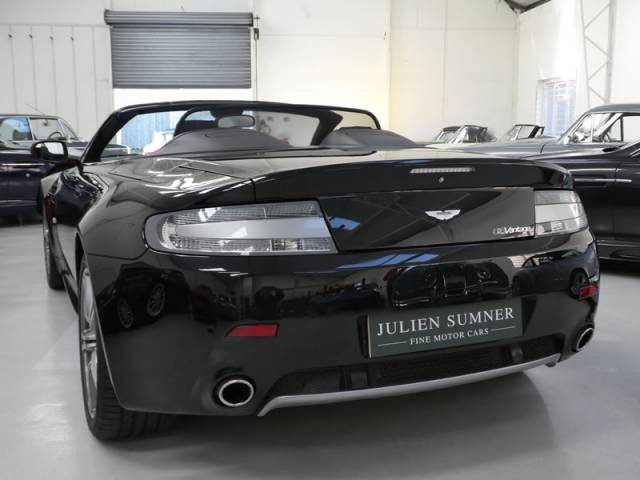 Aston Martin V8 Vantage