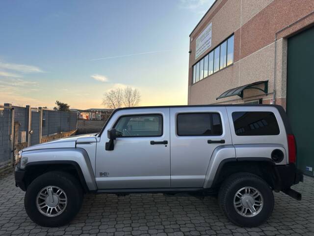 Hummer H3