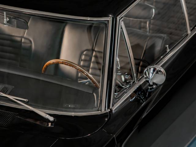 Dodge Charger 318