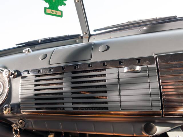 Chevrolet 3100 ½-ton Stepside