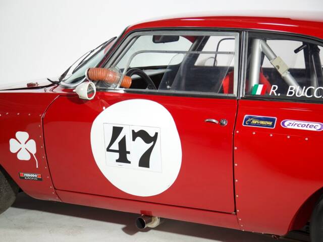 Alfa Romeo Giulia GTA 1300 Junior