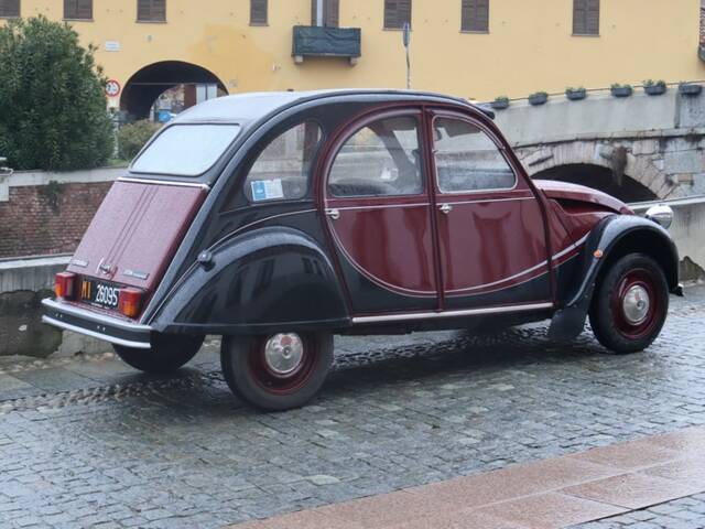 Citroën 2 CV 6 Charleston