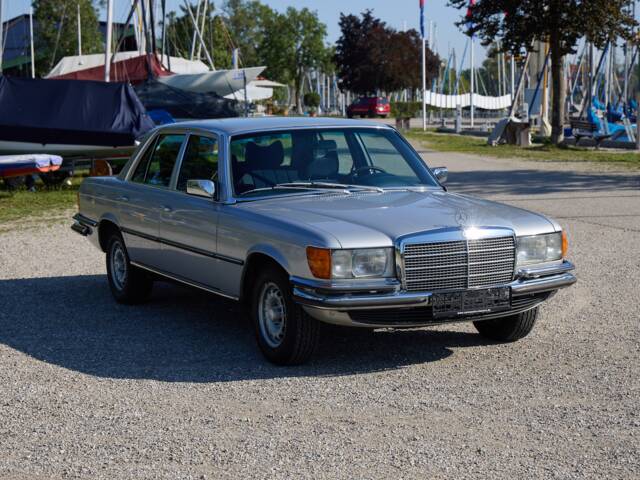 Mercedes-Benz 280 SE