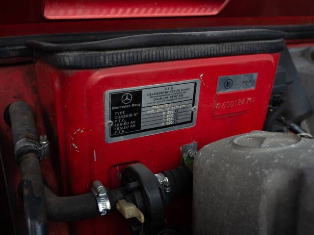 Mercedes-Benz 240 GD (SWB)
