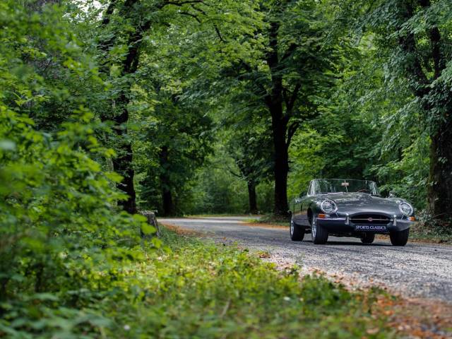Jaguar E-Type 3.8