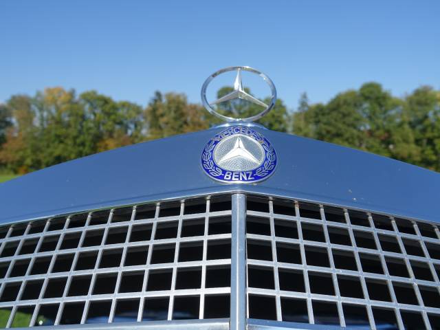 Mercedes-Benz 300 SEL 3.5