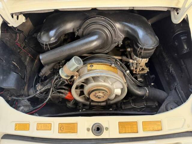 Porsche 911 2.4 S "Oilflap"