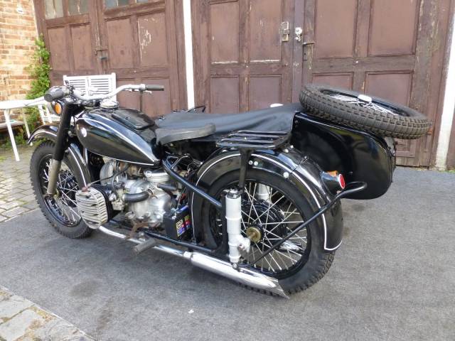 IMZ-Ural M61