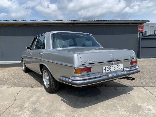 Mercedes-Benz 300 SEL 6.3
