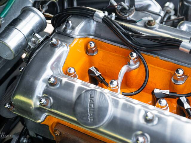 Jaguar E-Type 3.8 Flat Floor