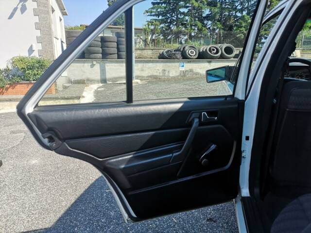Mercedes-Benz 190 E 1.8