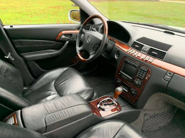 Mercedes-Benz S 500