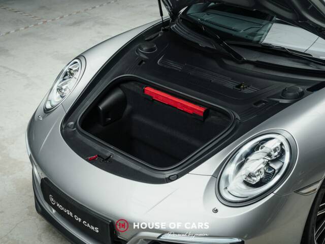 Porsche 911 Carrera 4S