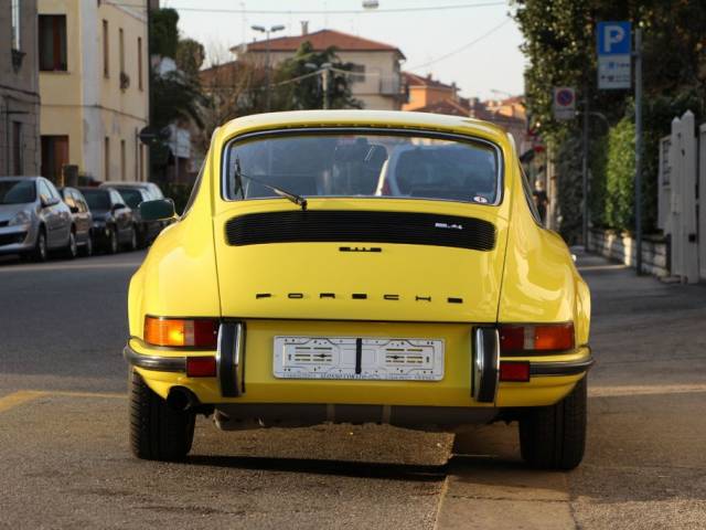 Porsche 911 2.4 E
