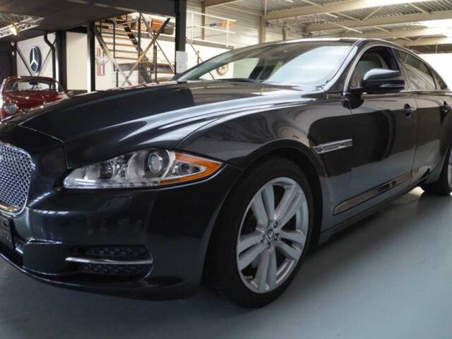 Jaguar XJ 5.0