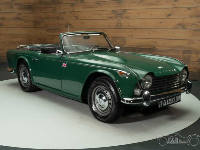 Afbeelding 1/6 van Triumph TR 4A (1967)