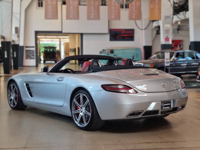 Mercedes-Benz SLS AMG Roadster