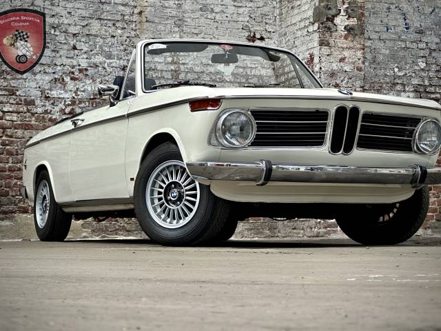 Image 1/53 of BMW 2002 Convertible (1971)