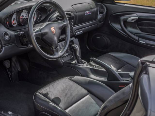 Porsche 911 Carrera 4S