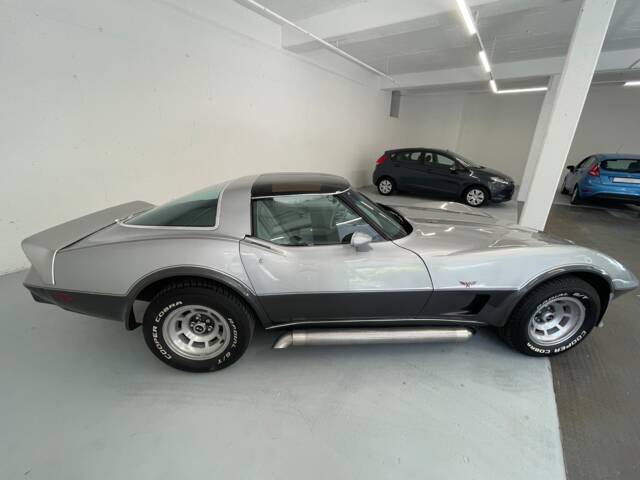 Chevrolet Corvette 25th Anniversary