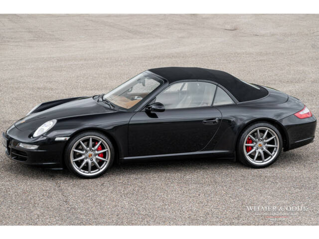 Imagen 1/28 de Porsche 911 Carrera S (2006)