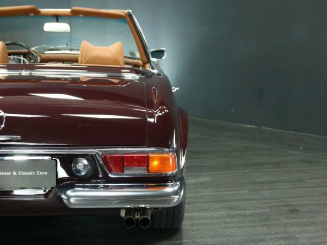 Mercedes-Benz 280 SL