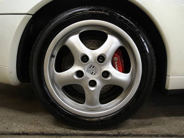 Porsche 911 Carrera