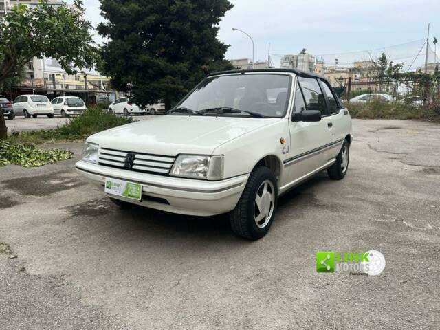 Image 1/10 de Peugeot 205 CJ (1991)