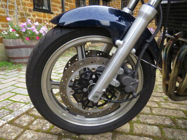 Kawasaki ZR 550 Zephyr
