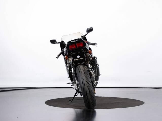 Suzuki RGV 250 Gamma
