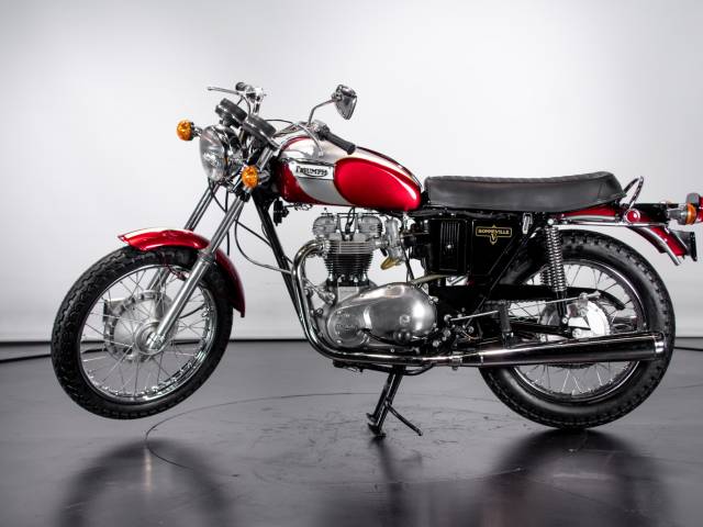 Afbeelding 1/36 van Triumph DUMMY (1971)