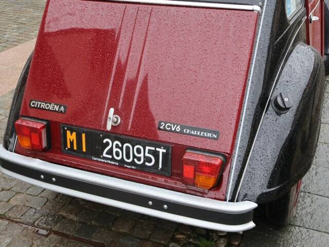 Citroën 2 CV 6 Charleston
