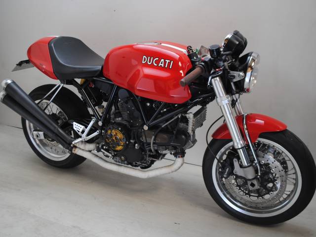 Ducati Sport 1000