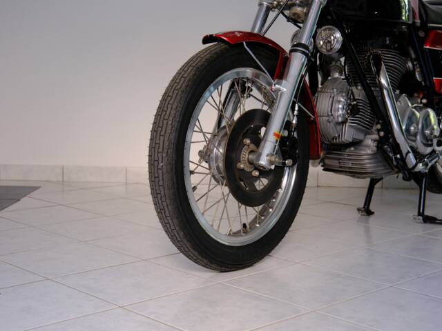 Ducati 750 GT